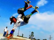 Play Free Style Skateboarders